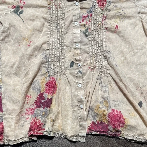 Floral Button-Down Shirt in Cream and Pink - Picture 5 of 9